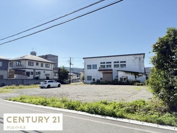 Large 1275 sqm Land Plot with Old House in Yamagata City - Thumbnail 4