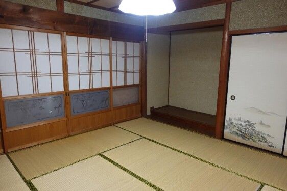 Rent 5LDK Vacant House in Tsu, Mie - Spacious Traditional Home - Thumbnail 2