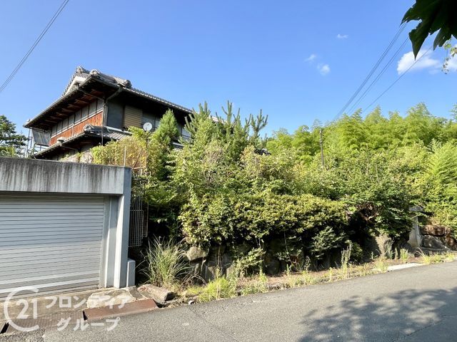 9SLDK Traditional Japanese House for Sale in Nara City - Thumbnail 3