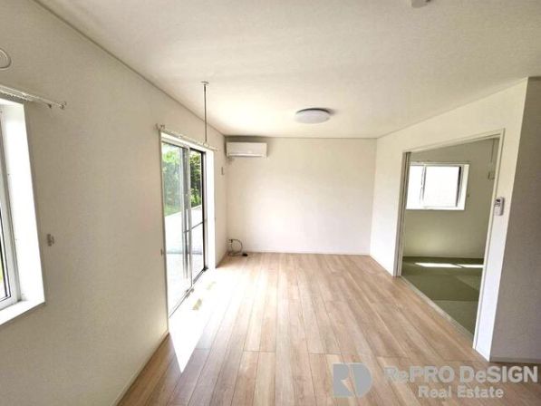 4SLDK Detached House Near Oobuko Station in Katagami City - Thumbnail 2