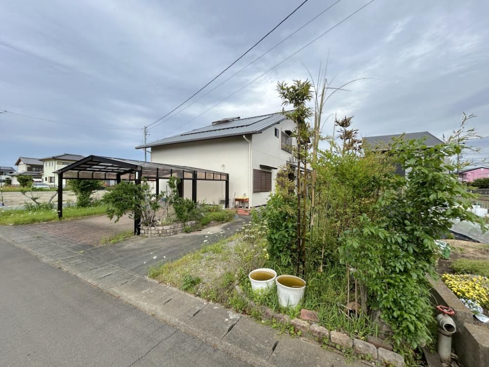 4SLDK House for Sale in Tamaki, Mie with Large Garden - Thumbnail 3