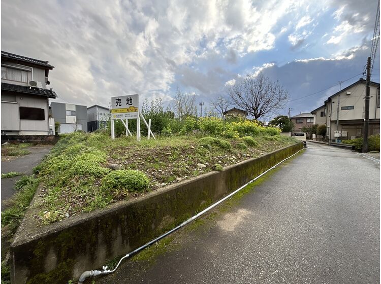 Land for Sale in Toyama City – 509.79 sqm Plot - Thumbnail 4