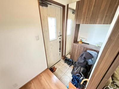 Spacious 4LDK House with Solar Panels in Izumiotsu, Osaka — Image 3, Takaishi, Osaka