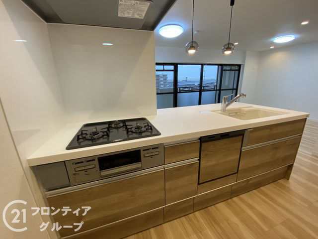 Spacious 3LDK Apartment Near Mukaijima Station in Uji - Thumbnail 4