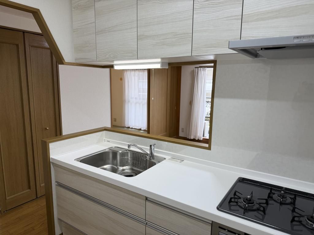 My Castle Musashi-Urawa 2F: Renovated 2LDK Apartment in Saitama - Thumbnail 3