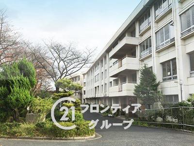 Spacious 8DK House Near Hirabata Station, Yamatokoriyama — Image 2, Yamatokoriyama, Nara