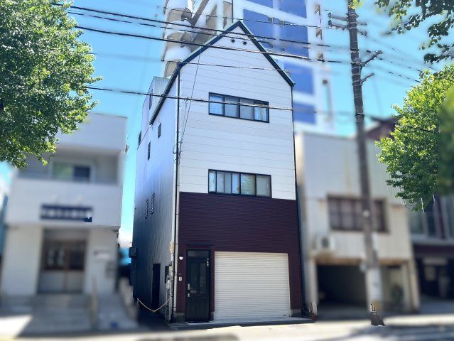 4LDK Detached House for Sale in Kochi City, Kochi Prefecture - Main Image