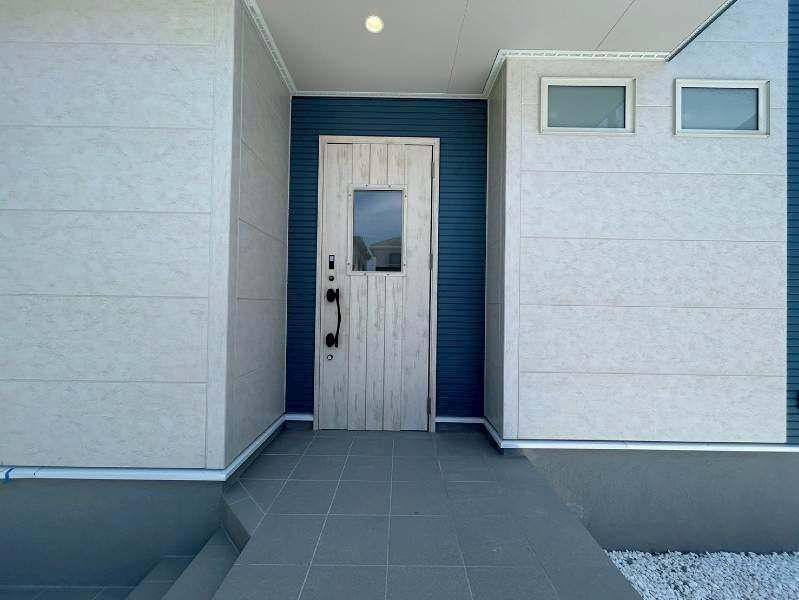 New 4LDK Detached House in Uruma, Okinawa with Garden - Thumbnail 2
