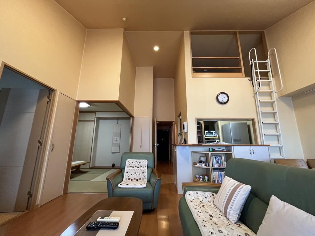 Royal Chateau Morinodan Penthouse 3LDK for Sale in Kanazawa - Thumbnail 3