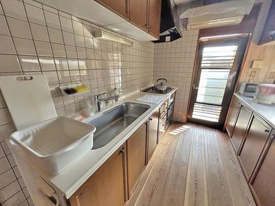 [Homes] Used detached house (Kuki City) 9 minutes by bus from Shiraoka Station on the JR Tohoku Main Line, get off at the Kyokumae bus stop, 6 minutes walk (Property number: 0118472-0009250) — Image 2, Kuki, Saitama