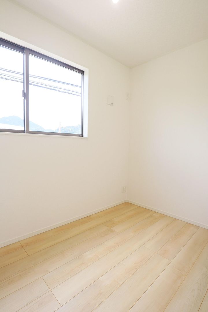 Unoccupied 4SLDK House Near Kabe Station, Hiroshima - Thumbnail 2