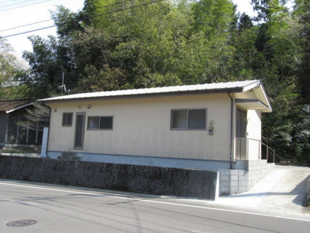 1LDK House for Sale in Miyazaki City, 55m² on 170m² Land - Thumbnail 2