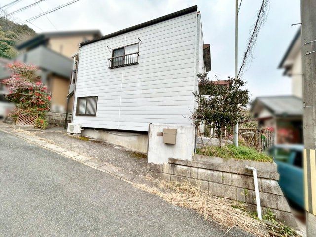 Land with Old House for Sale in Kameoka, Kyoto - Thumbnail 3