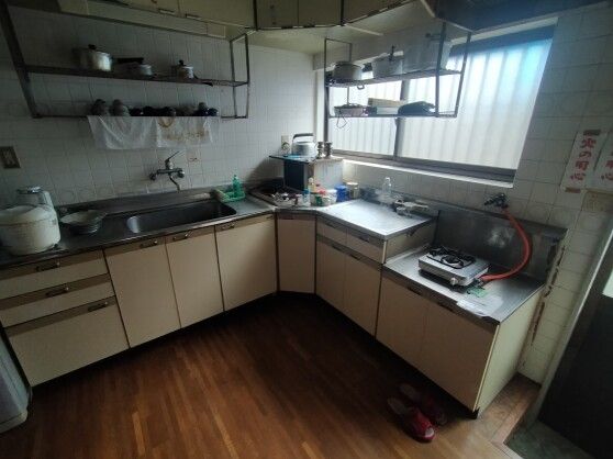 Spacious 9DK Wooden House for Sale in Shimoichi, Nara - Thumbnail 2