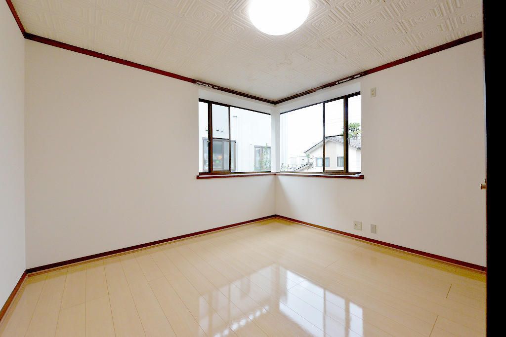 4LDK House Near Shibata Station, Niigata - Thumbnail 2