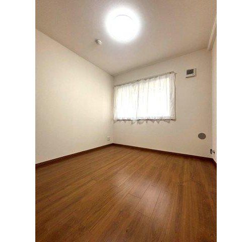 3LDK Apartment in Central Sapporo Near Nishi 16-jo Station - Thumbnail 3