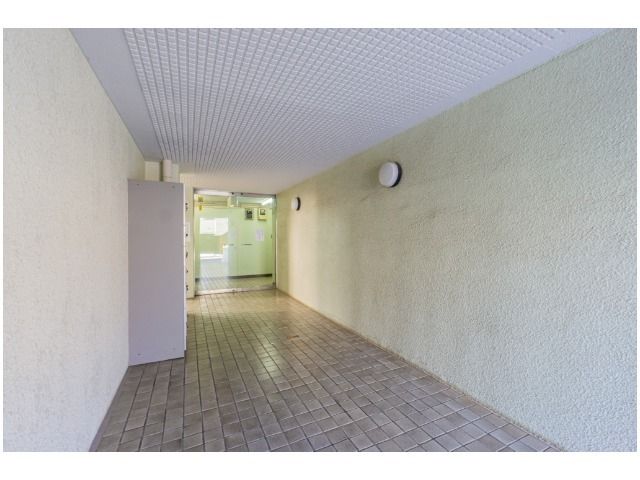 Renovated 3LDK Apartment in Ota, Tokyo | Nagaharadai Urban Heim - Thumbnail 4