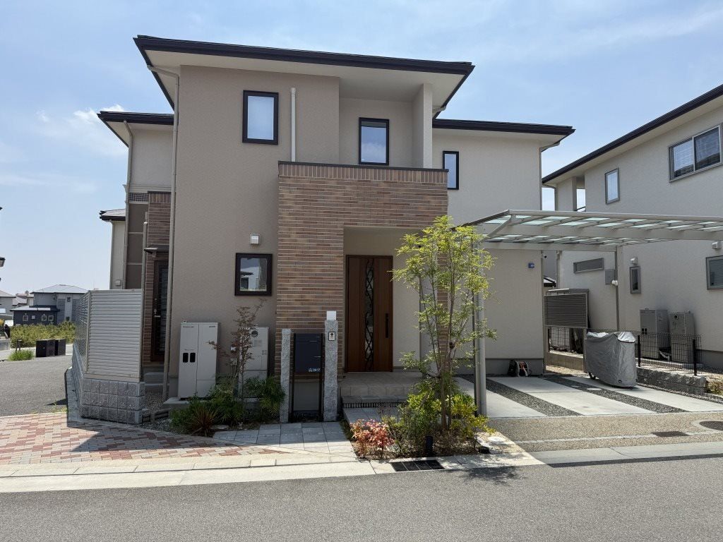 4LDK Modern House Near Gakken Nara Tomigaoka Station - Thumbnail 2