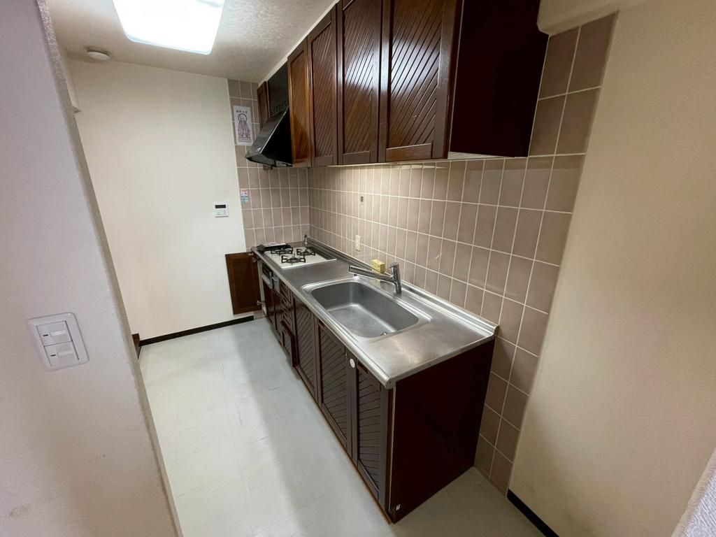 3DK Apartment for Sale in Miyazaki City, 64.96 sqm - Thumbnail 4