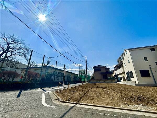 Land for Sale in Yahara, Nerima, Tokyo - No Building Conditions - Thumbnail 2
