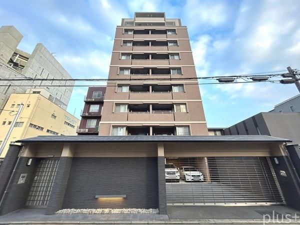 3LDK Condo for Sale in Kyoto's Kamigyo Ward near Imperial Park - Thumbnail 2