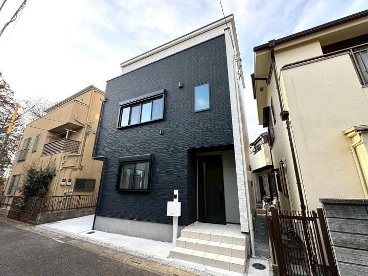 New 3LDK+S House in Saitama Minami Ward - 98.94m² - Thumbnail 2