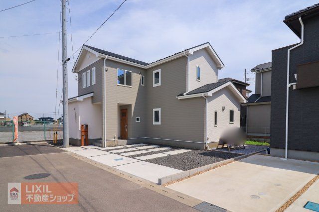Modern 4LDK House for Sale in Tochigi City, Near Station - Thumbnail 2