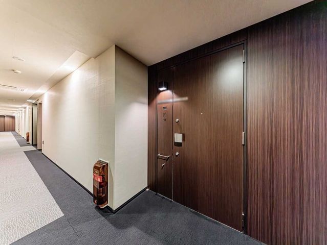 2SLDK Apartment for Sale in Toshima, Tokyo - 63.99m² - Thumbnail 2