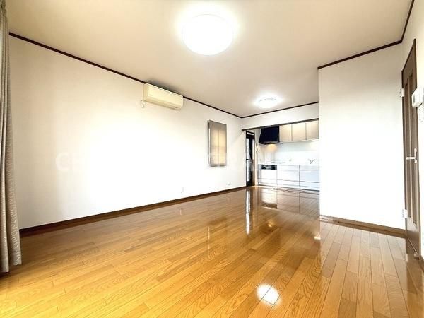 3LDK Detached House for Sale in Takatsuki, Osaka - Never Occupied - Thumbnail 2