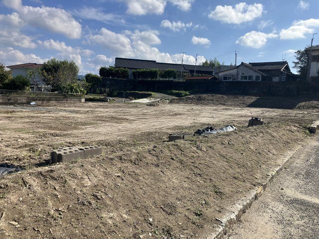 Land for Sale in Satsumasendai City, Kagoshima - 1,722 sqm Plot - Thumbnail 3