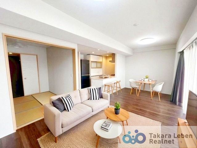 Leven Takarada MIDRISE TOWER 3LDK Apartment for Sale in Takaoka - Thumbnail 3