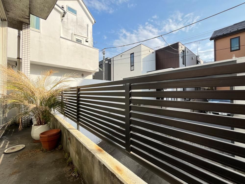 4DK House for Sale in Komazawa, Setagaya, Tokyo - Thumbnail 2