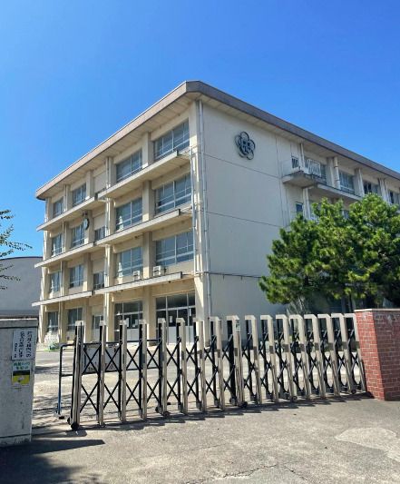 Vacant Land in Matsuyama with Cherry Blossom Views for Sale - Thumbnail 3