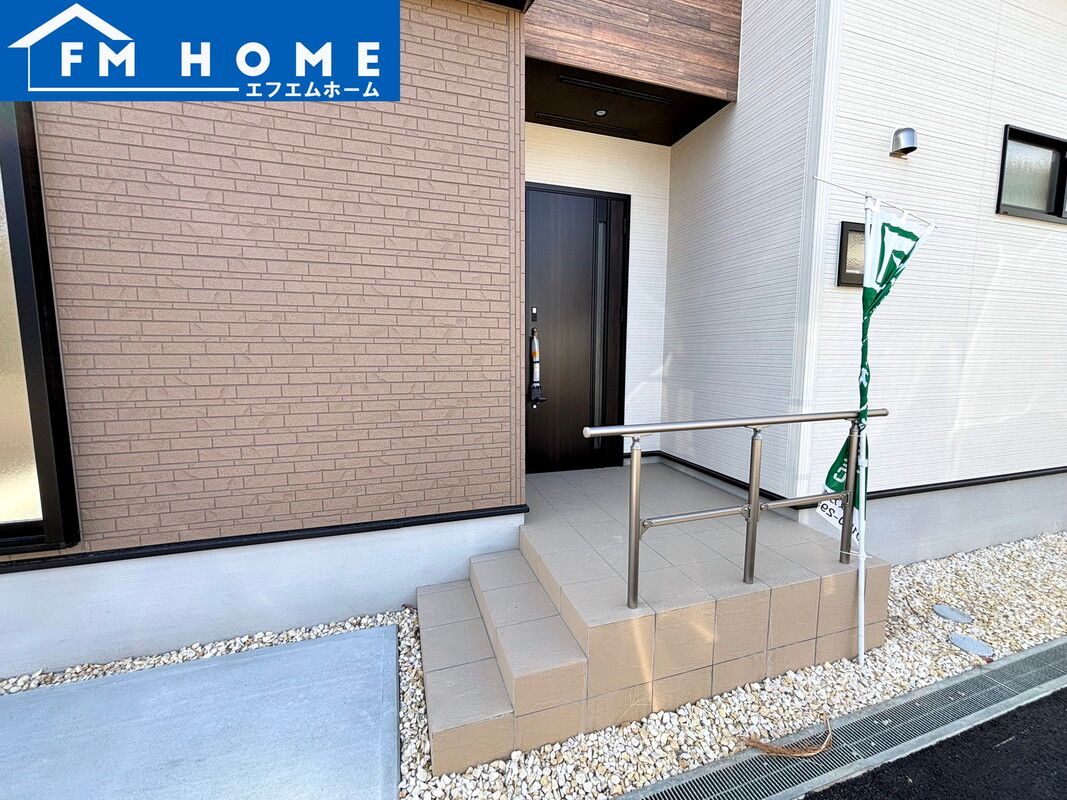 New Build 4LDK House in Sakurai, Nara - Blooming Garden - Thumbnail 4