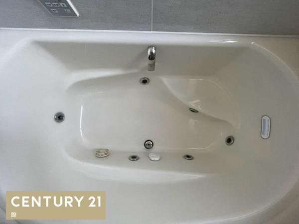 7SLDK Family House with Office Space Near Kinokawa Station, Wakayama - Main Image