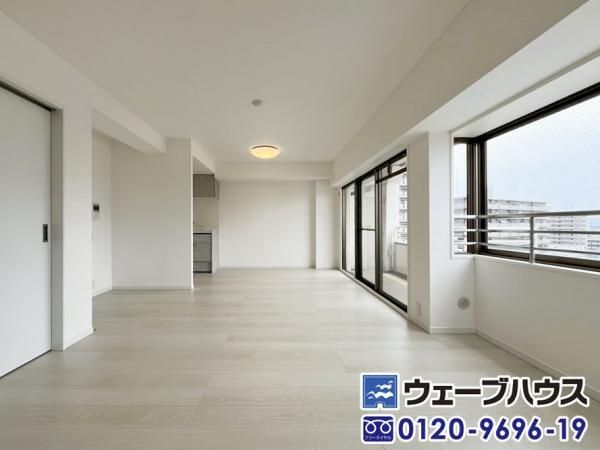 Renovated 3LDK Apartment in Okayama with 2025 Updates - Thumbnail 3