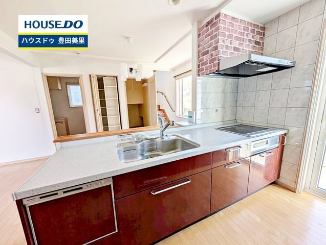 4LDK House for Sale in Toyota City, Aichi Prefecture - Thumbnail 2