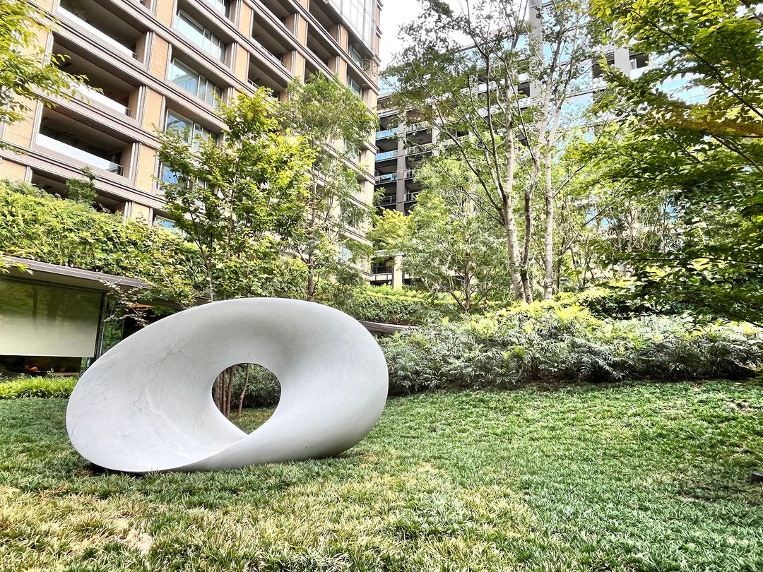 New 2-Bedroom Luxury Apartment in Mita, Minato, Tokyo - Thumbnail 2