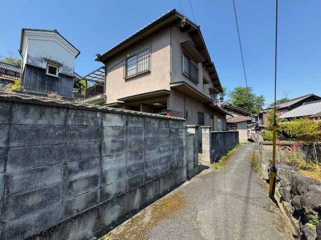 Property in Takatori, Japan