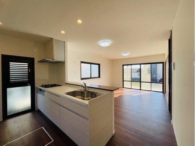 Renovated 4SLDK House in Akuge Town, Aichi Prefecture - Thumbnail 3