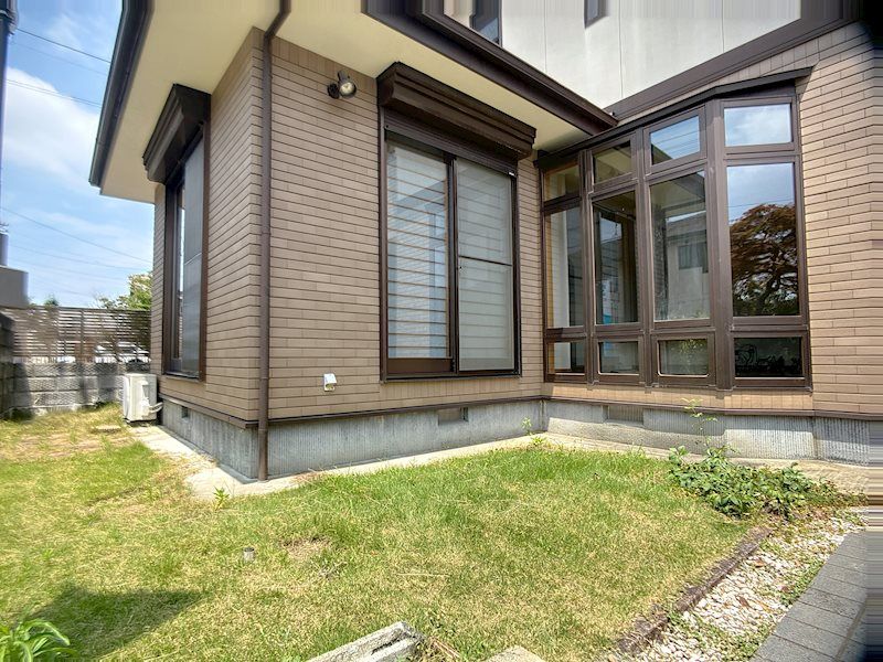 Renovated 5LDK Detached House in Hamamatsu's Hamana-ku - Thumbnail 3