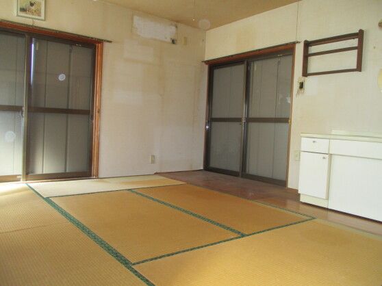 5DK Wooden House on 486sqm Land in Taku City, Saga - Thumbnail 2