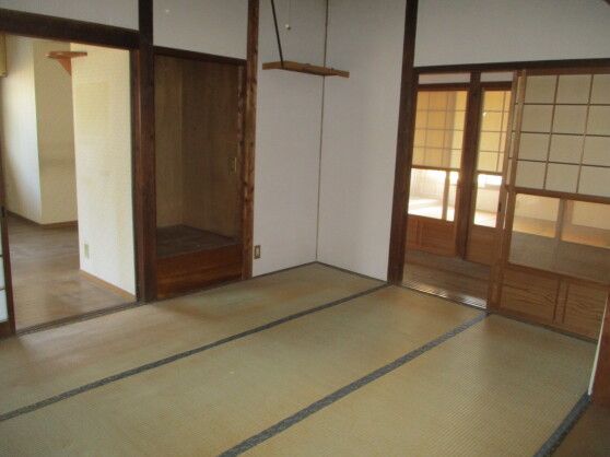 5DK Wooden House on 486sqm Land in Taku City, Saga - Thumbnail 3