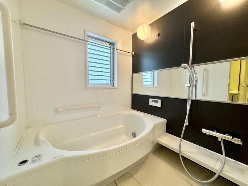 2LDK Apartment for Sale in Kanazawa, Ishikawa - 107.19 sqm - Thumbnail 4