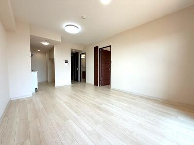 3LDK Apartment in Chigasaki with Renovation | Octus Grand Hill — Image 3, Chigasaki, Kanagawa