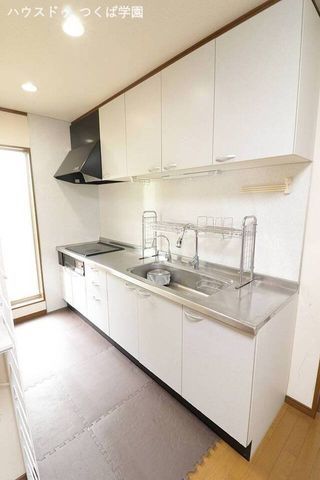 Single-Story House in Tsukuba Inaribara - 2DK Layout - Thumbnail 3