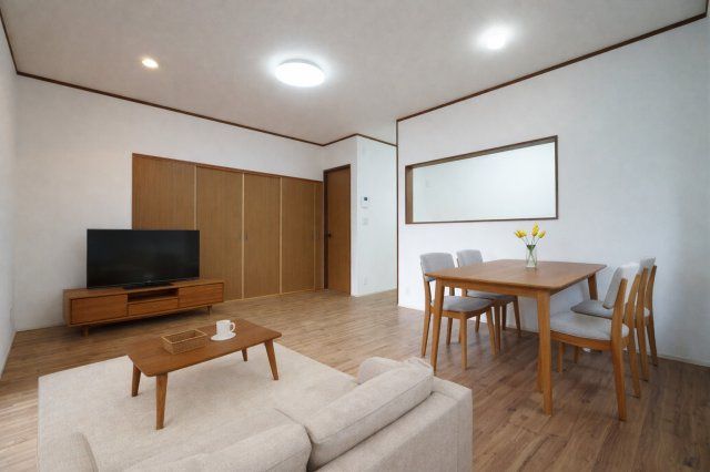 Renovated 4LDK House in Sasebo with Pet-Friendly Features - Thumbnail 2