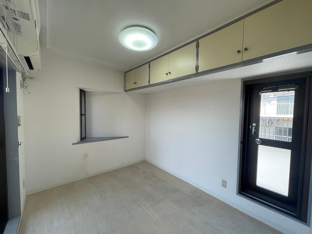 3LDK Apartment with Rooftop Balcony in Yamato City - Thumbnail 3