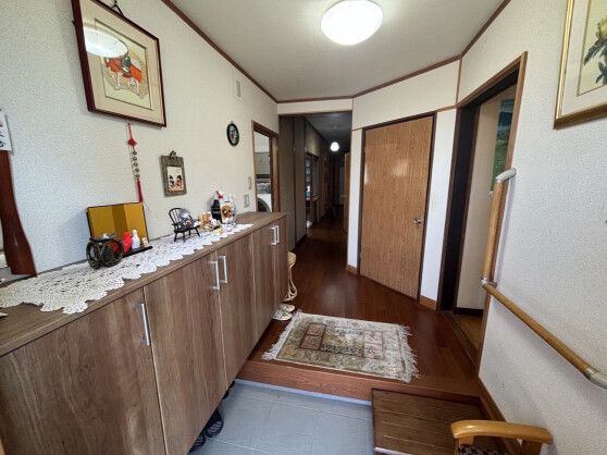 1970 Wooden House for Sale in Chikuma, Nagano - 162m² on 747m² Land - Thumbnail 2