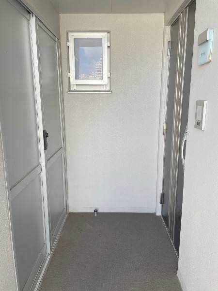 3LDK Apartment for Sale in Naha, Okinawa - 61.3 sqm - Image 1